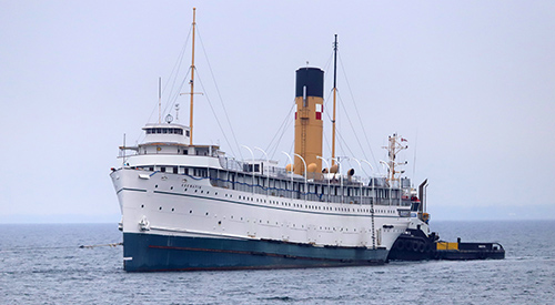 SS Keewatin arrives at Kingston